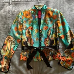 Japanese style top JS Collections size 6 100% silk